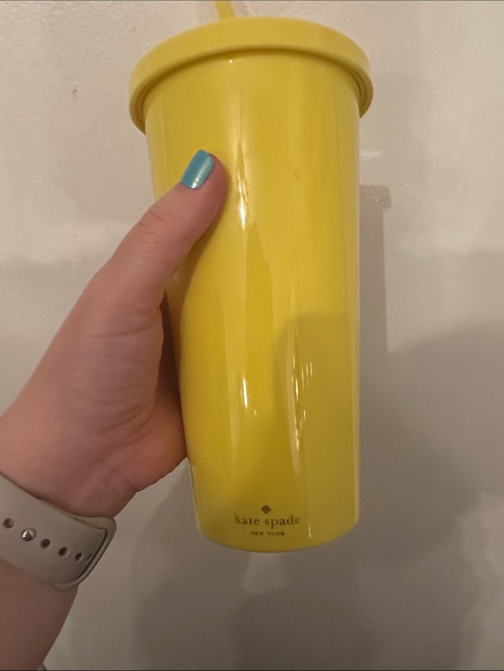 kate spade yellow reusable tumbler with straw - Picture 4 of 5